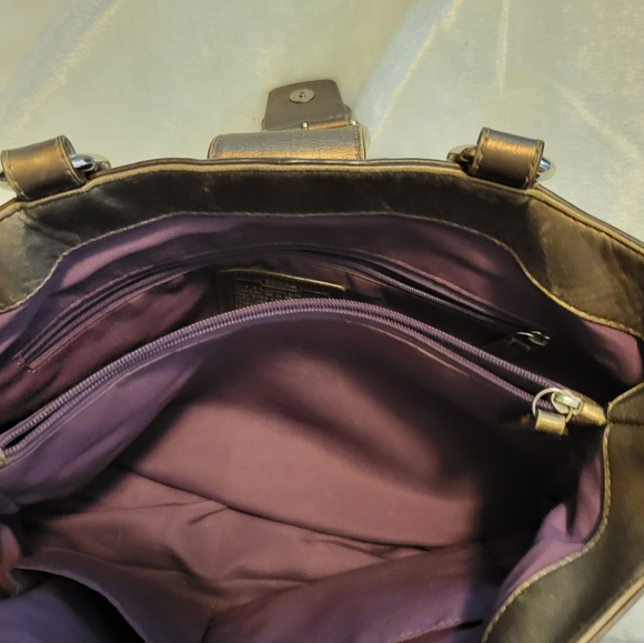 Coach - Vintage Gold with Purple Lining, 9x15x4 - Picture 8 of 11